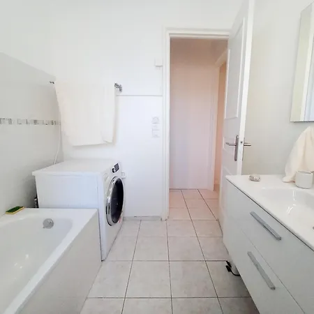 Apartament Palais Alexandre *